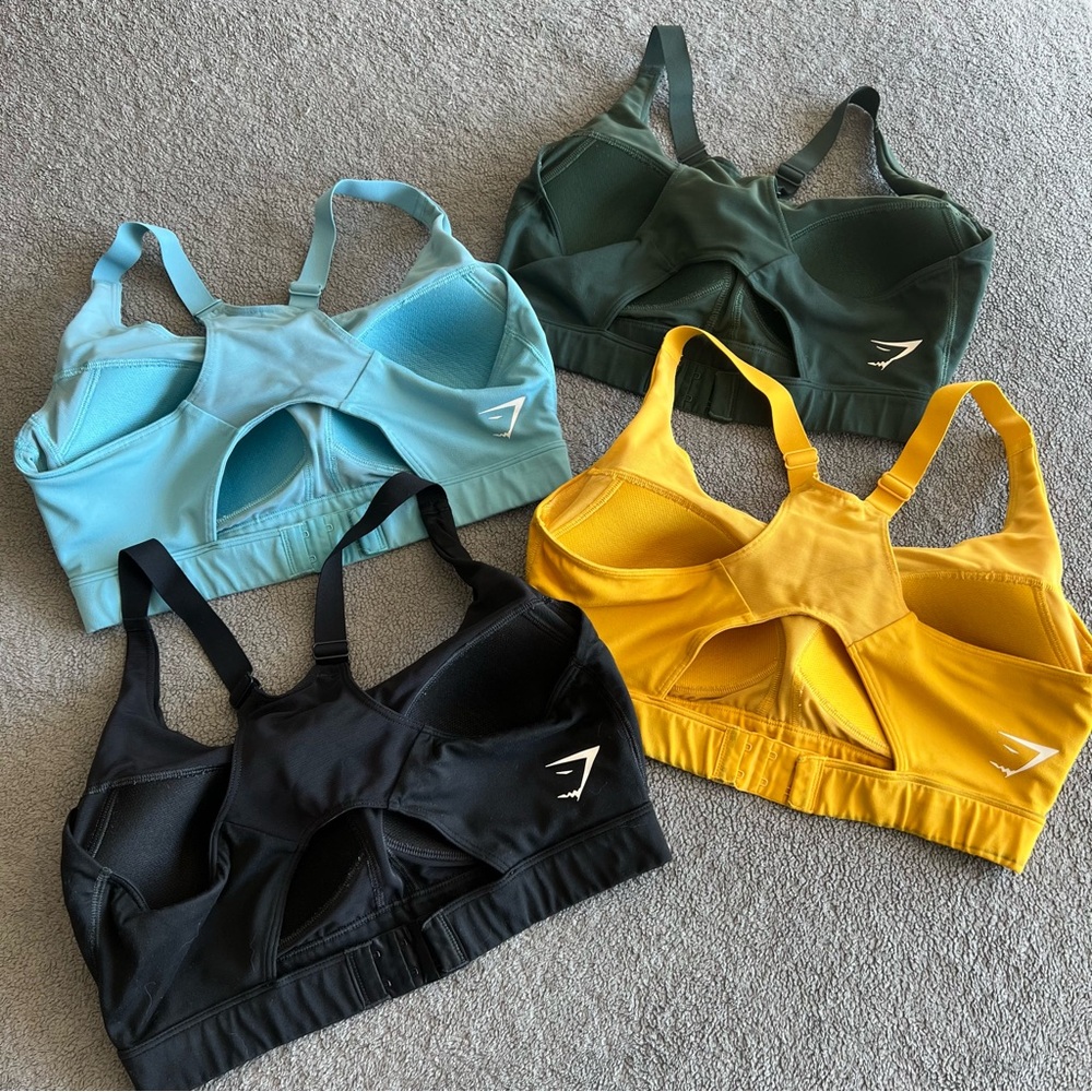 Gymshark sports bra bundle size medium